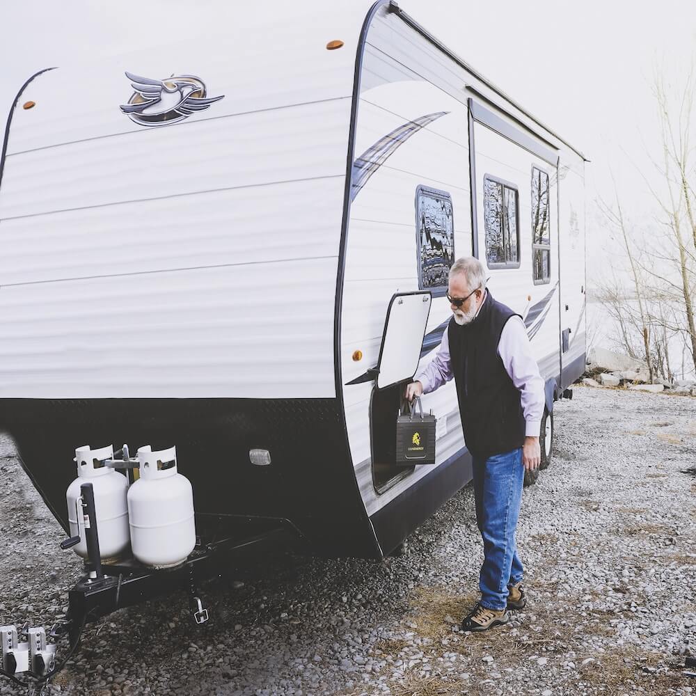 Lion Energy Lion Safari UT 1300 BT-Heater Battery (12V, 105Ah, LiFePO4) 50170173