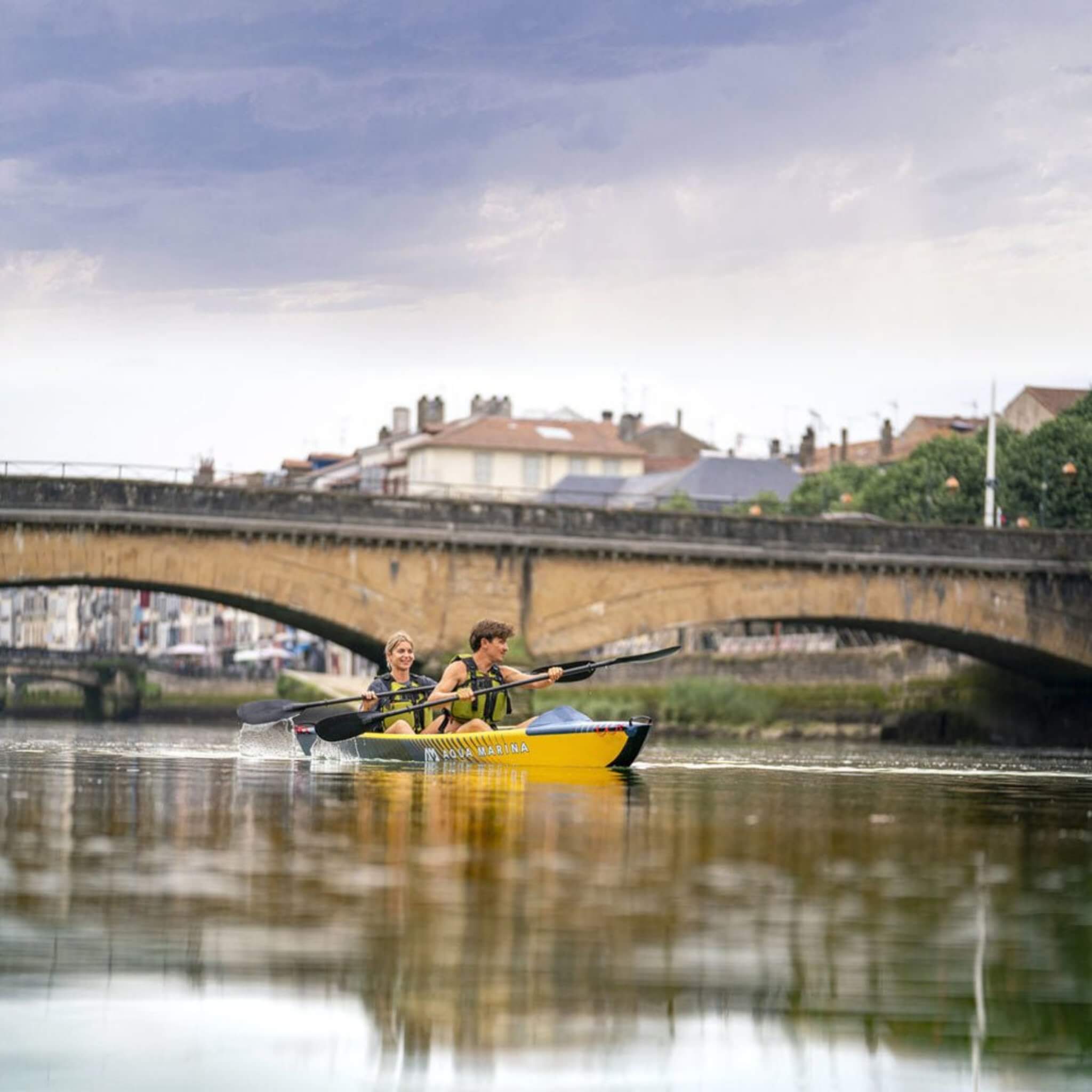 Aqua Marina Tomahawk AIR-K 440 2-Person High Pressure Speed Inflatable Kayak, 14FT (SAK31482)