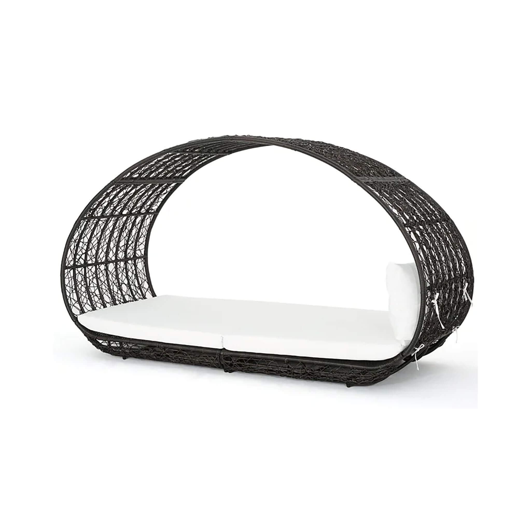 Large 2-Person Abigal Outdoor Wicker Daybed With Aluminum Frame And Cushions (SAK23942)