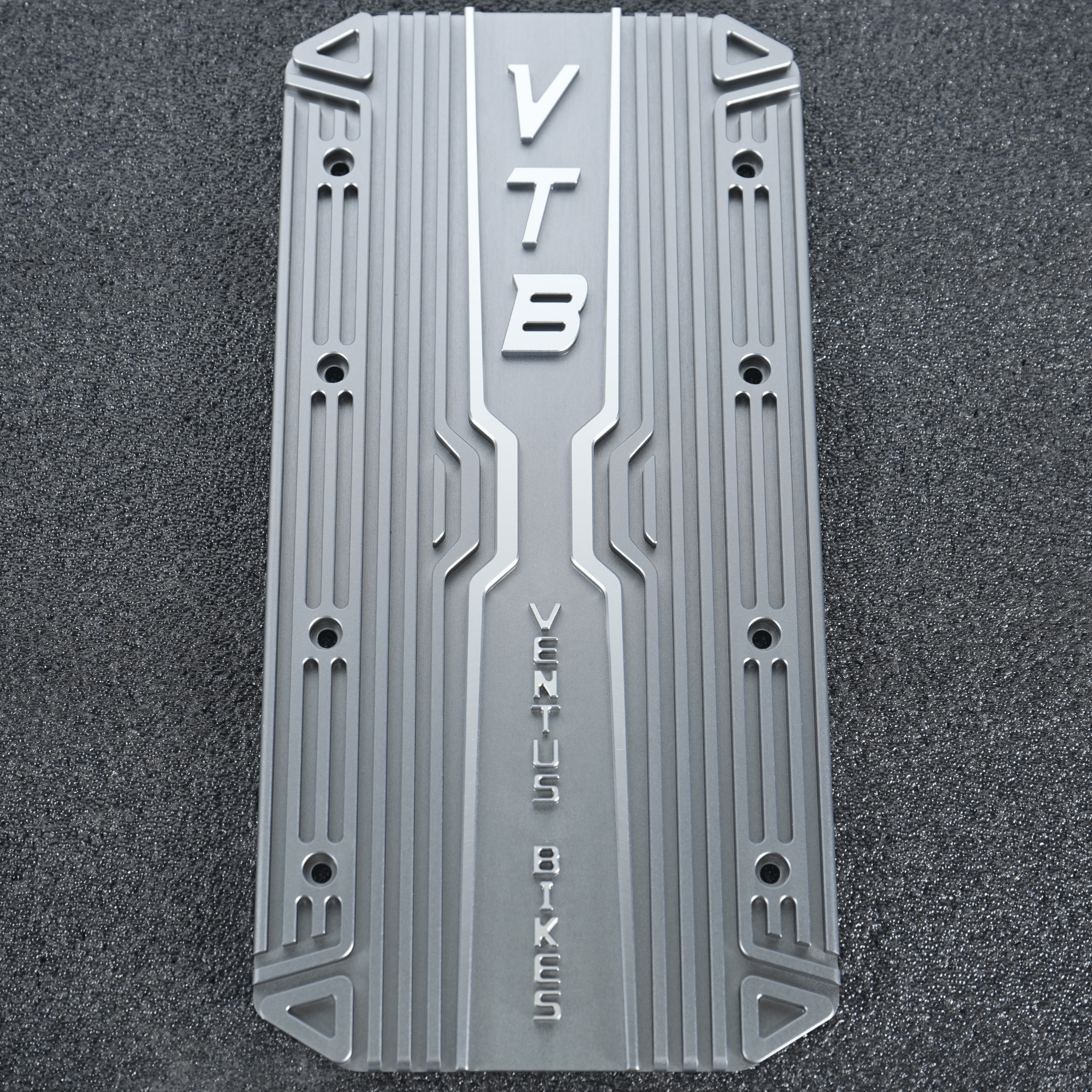 Pinned Electric Ventus Heatsink (V9600)