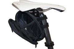 Magnum Bikes Quick-Access Wing Side Open Seat Bag with Reflective Elements 1032