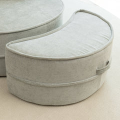 Modern Oversized Blue Round Barrel Accent Chair with Ottoman - Velvet Upholstered Lounge Armchair with 5 Pillows for Living Room or Bedroom