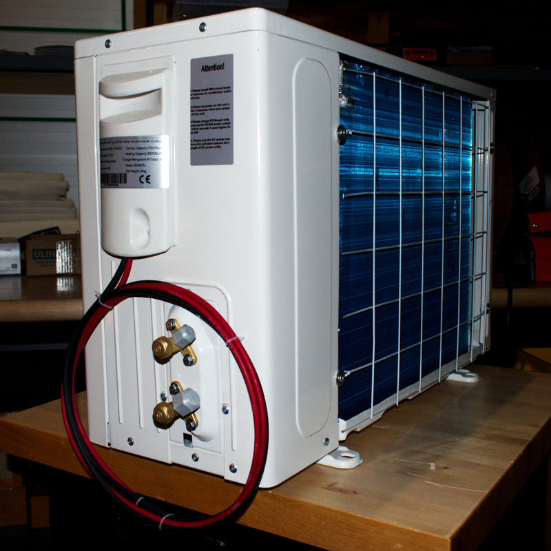 Full Battery 7000 BTU/h Compact Pure DC Mini Split Heat Pump w/ bracket