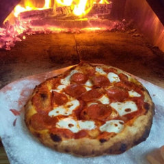 Chicago Brick Oven-750 Tailgater Wood Fired Pizza Oven On Trailer, 48" [CBO-O] (SAK82581)